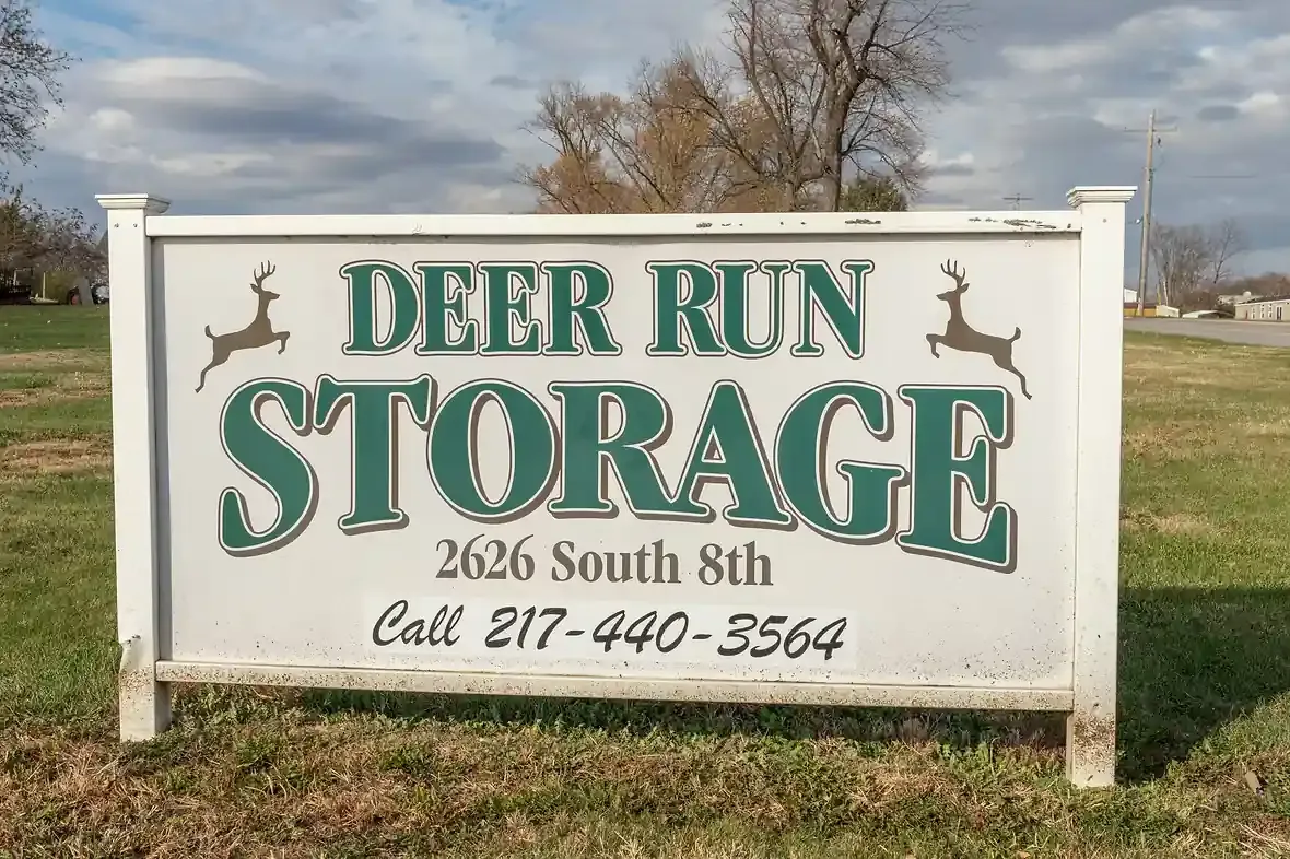 Deer Run Storage Signage 